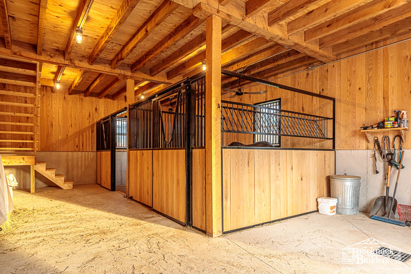 Horse Stall with Oak Woodwork